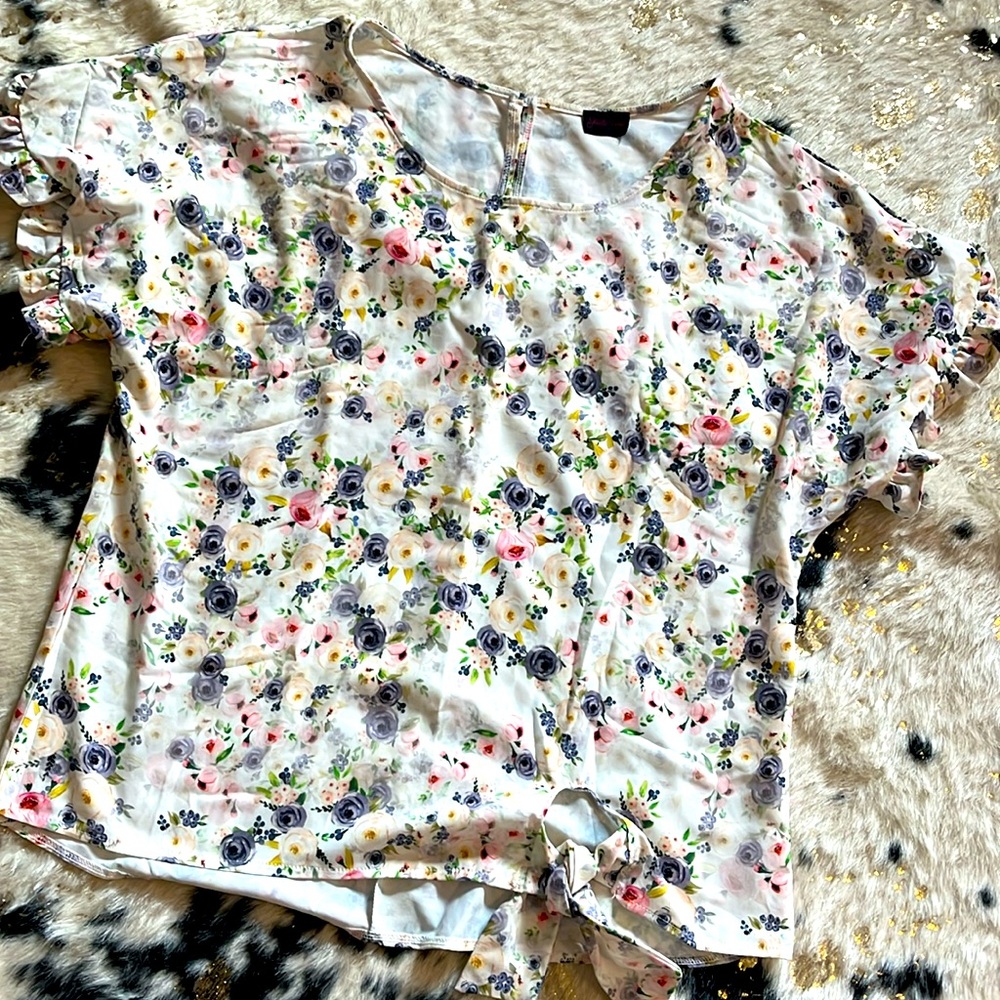 Spring Blouse 🌸 Floral Design